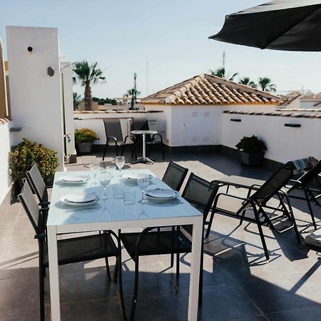 Stunning 2 Bedroom Apartment With Pool View Alicante Eksteriør billede