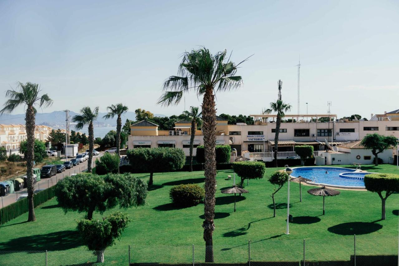 Stunning 2 Bedroom Apartment With Pool View Alicante Eksteriør billede