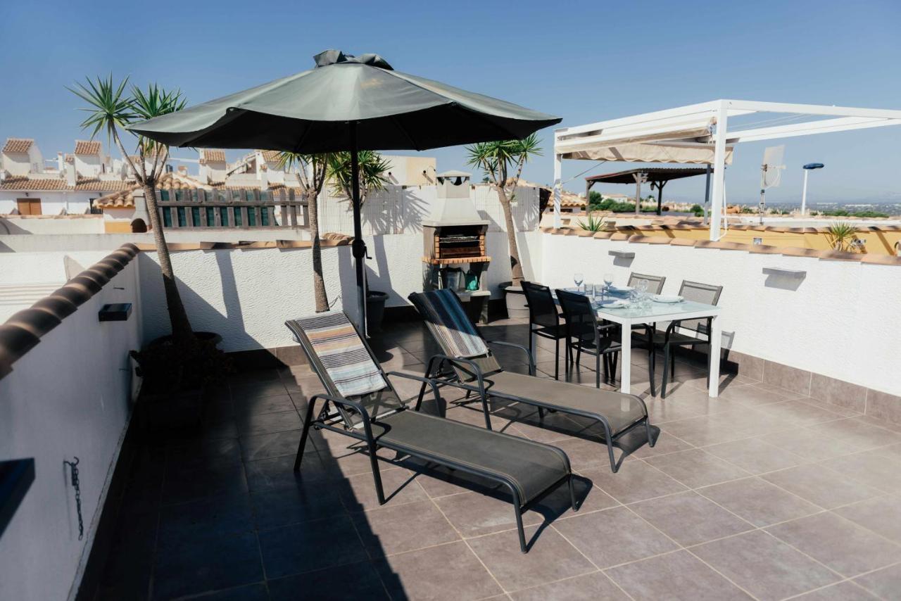 Stunning 2 Bedroom Apartment With Pool View Alicante Eksteriør billede
